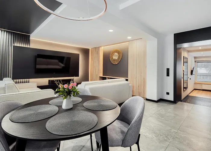 Jacuzzi A&j Aparts Apartmán *